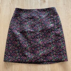 LOFT floral skirt with pockets